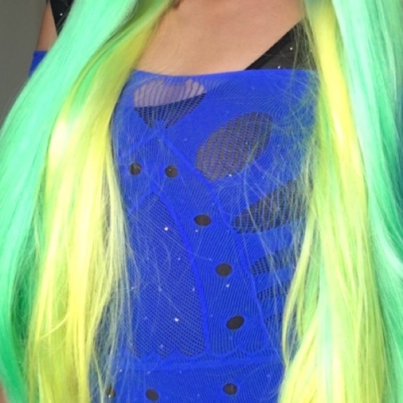 Bridgette 26” MERMAID LACE FRONT OMBRÉ Wig *NWT*
